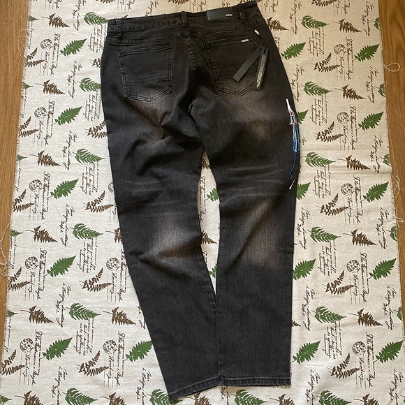 Amiri Vintage Black Washed Embroidered Logo Mens Jeans - Picture 2 of 7